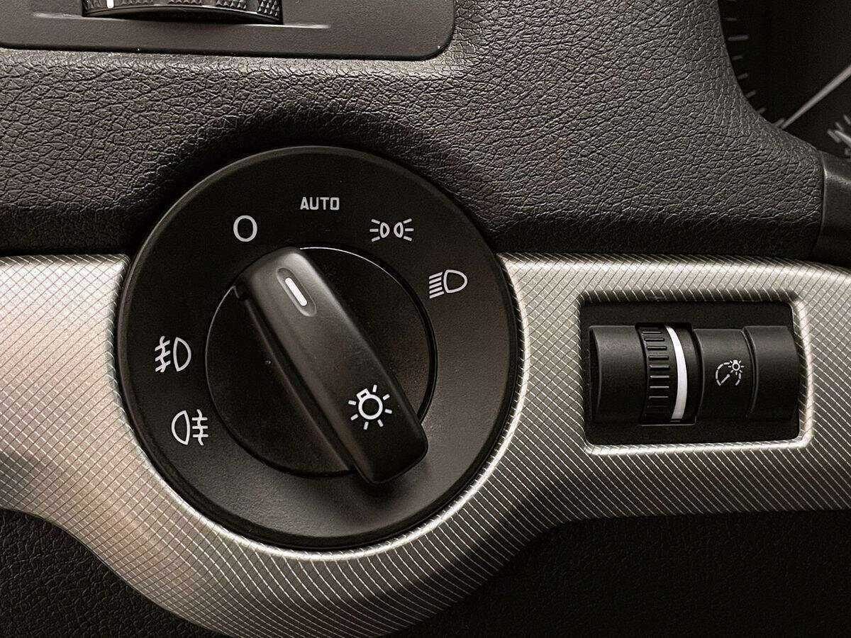 Шкода Октавия б/у, 2012, Автоматическая. Фото: #12