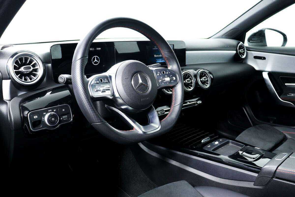 Mercedes-Benz A-Класс б/у, 2020, Роботизированная. Фото: #11