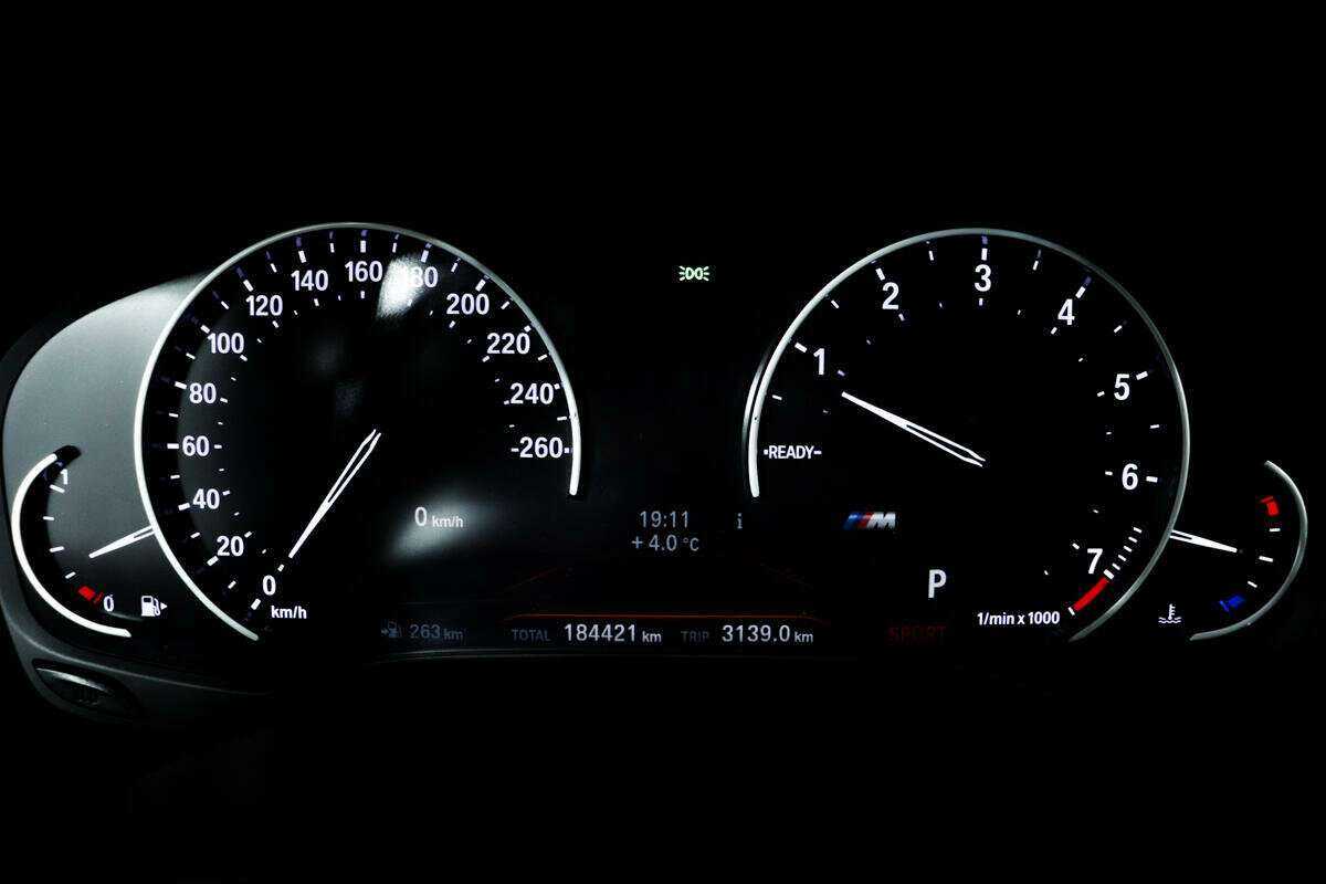 БМВ 5 серии б/у, 2017, Автоматическая. Фото: #9