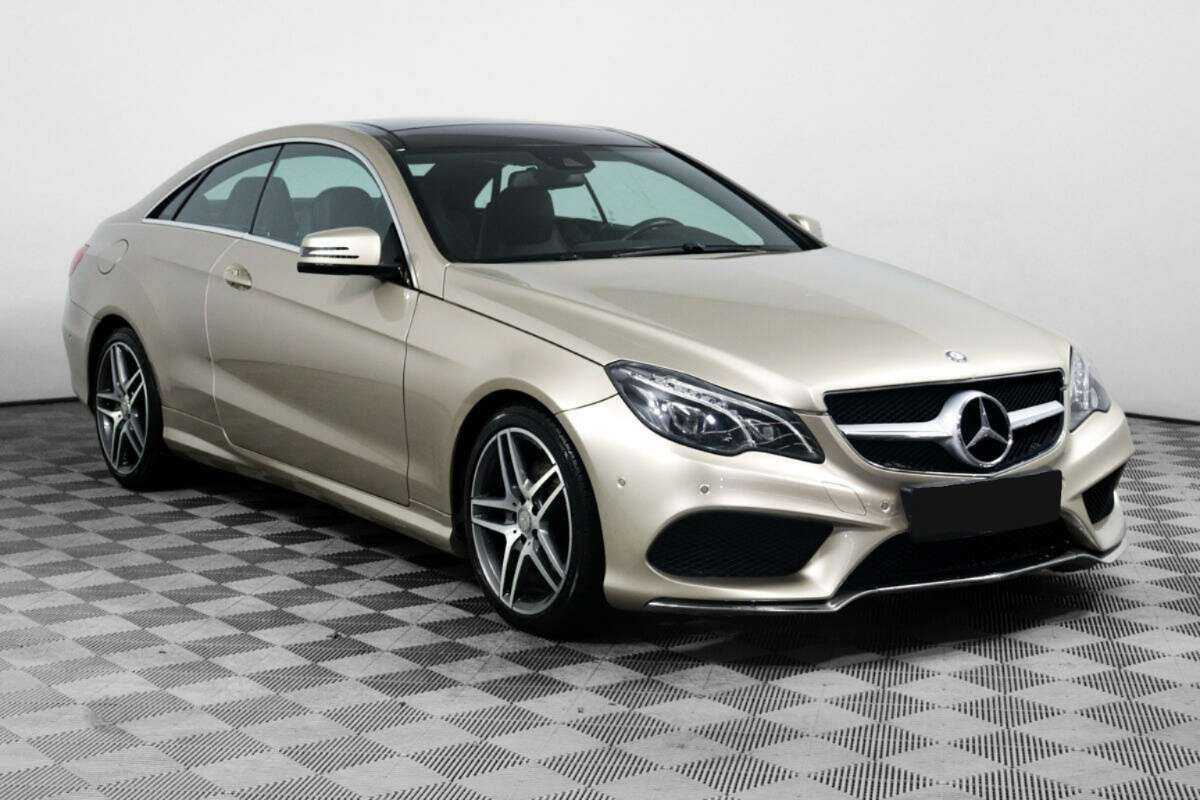 Мерседес-Бенц Е-Класс б/у, 2015, Автоматическая. Фото: #2