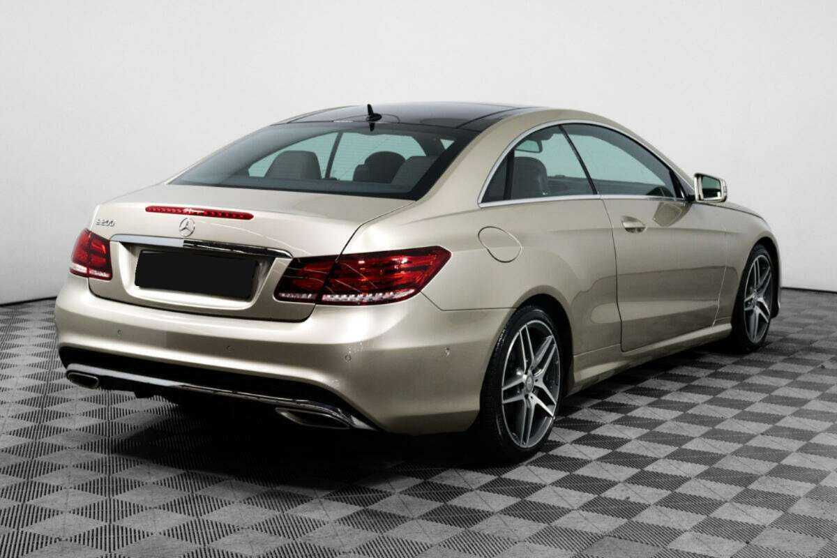 Мерседес-Бенц Е-Класс б/у, 2015, Автоматическая. Фото: #4