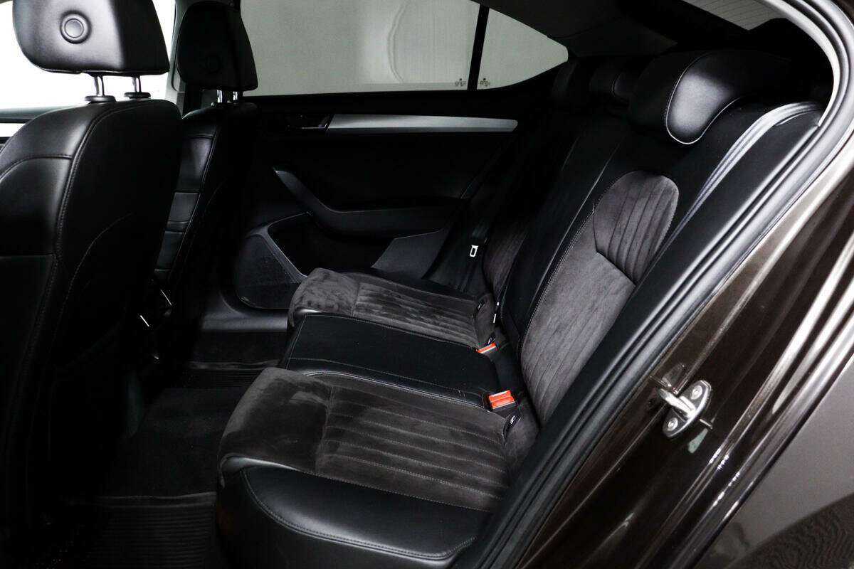 Skoda Superb б/у, 2015, Роботизированная. Фото: #11