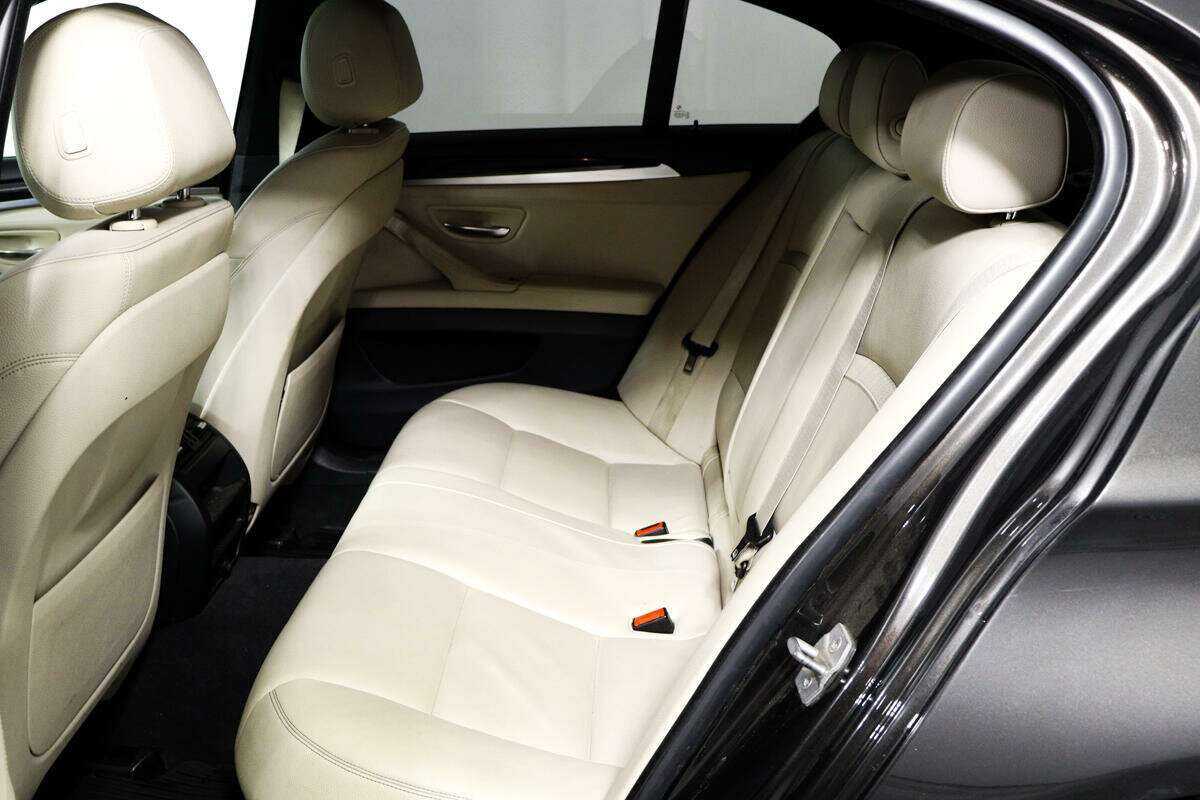 БМВ 5 серии б/у, 2015, Автоматическая. Фото: #10