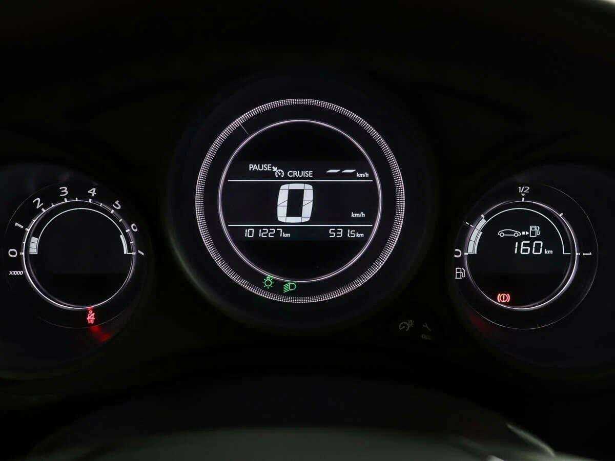 Ситроен Ц4 б/у, 2016, Механическая. Фото: #8