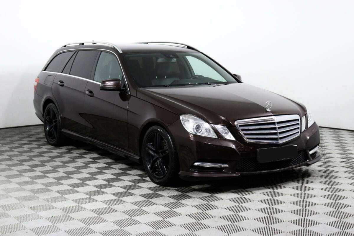 Мерседес-Бенц Е-Класс б/у, 2012, Автоматическая. Фото: #2