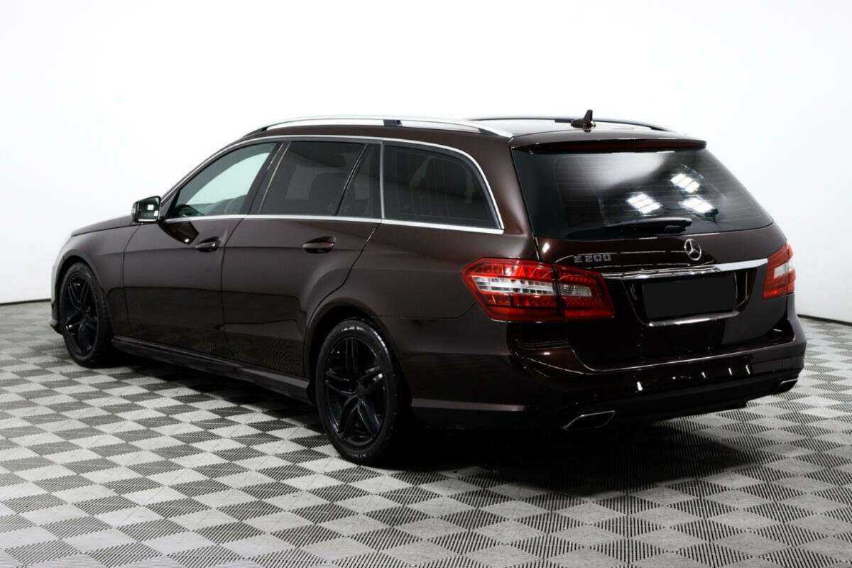 Мерседес-Бенц Е-Класс б/у, 2012, Автоматическая. Фото: #6