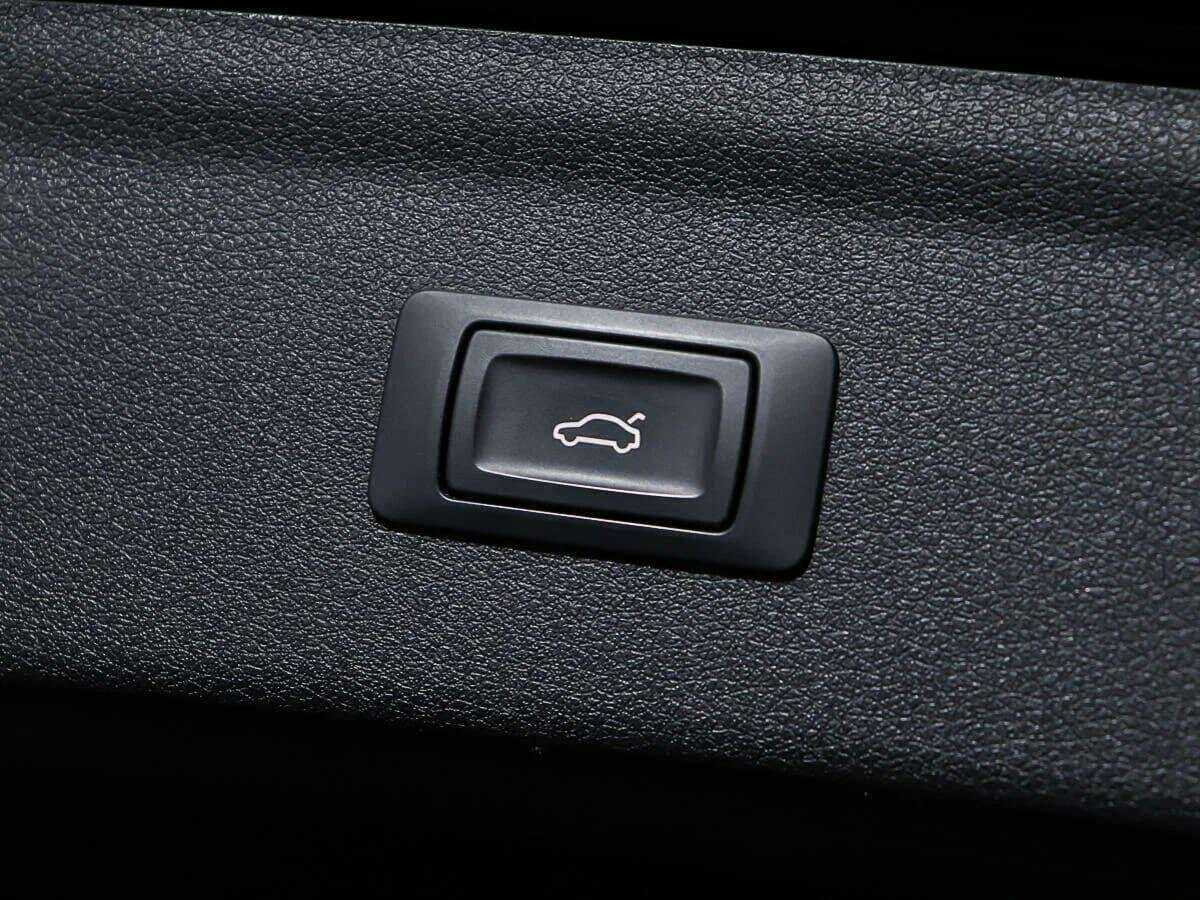 Ауди К3 б/у, 2015, Роботизированная. Фото: #23