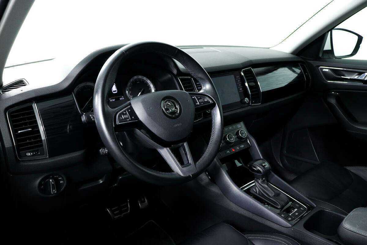 Шкода Кодиак б/у, 2018, Роботизированная. Фото: #12