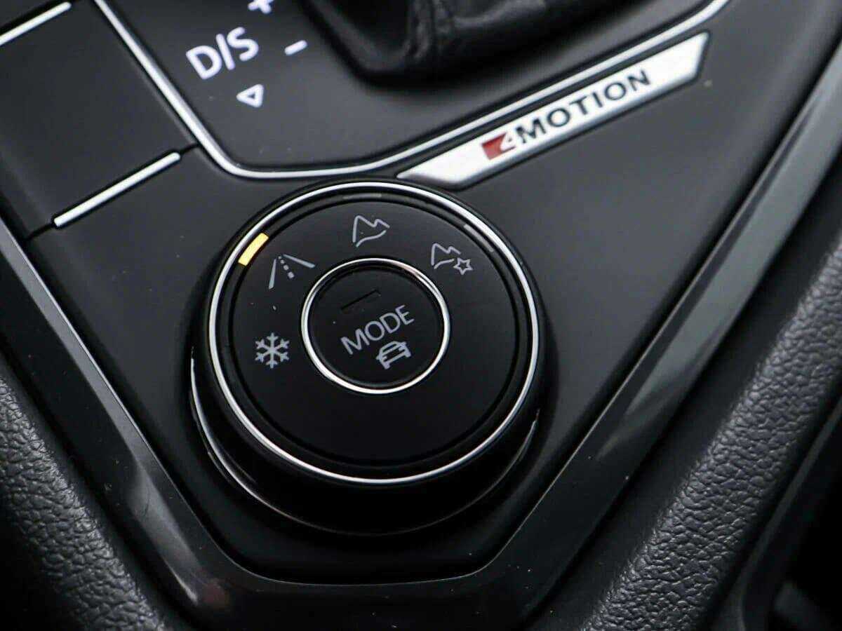 Volkswagen Tiguan б/у, 2017, Роботизированная. Фото: #16