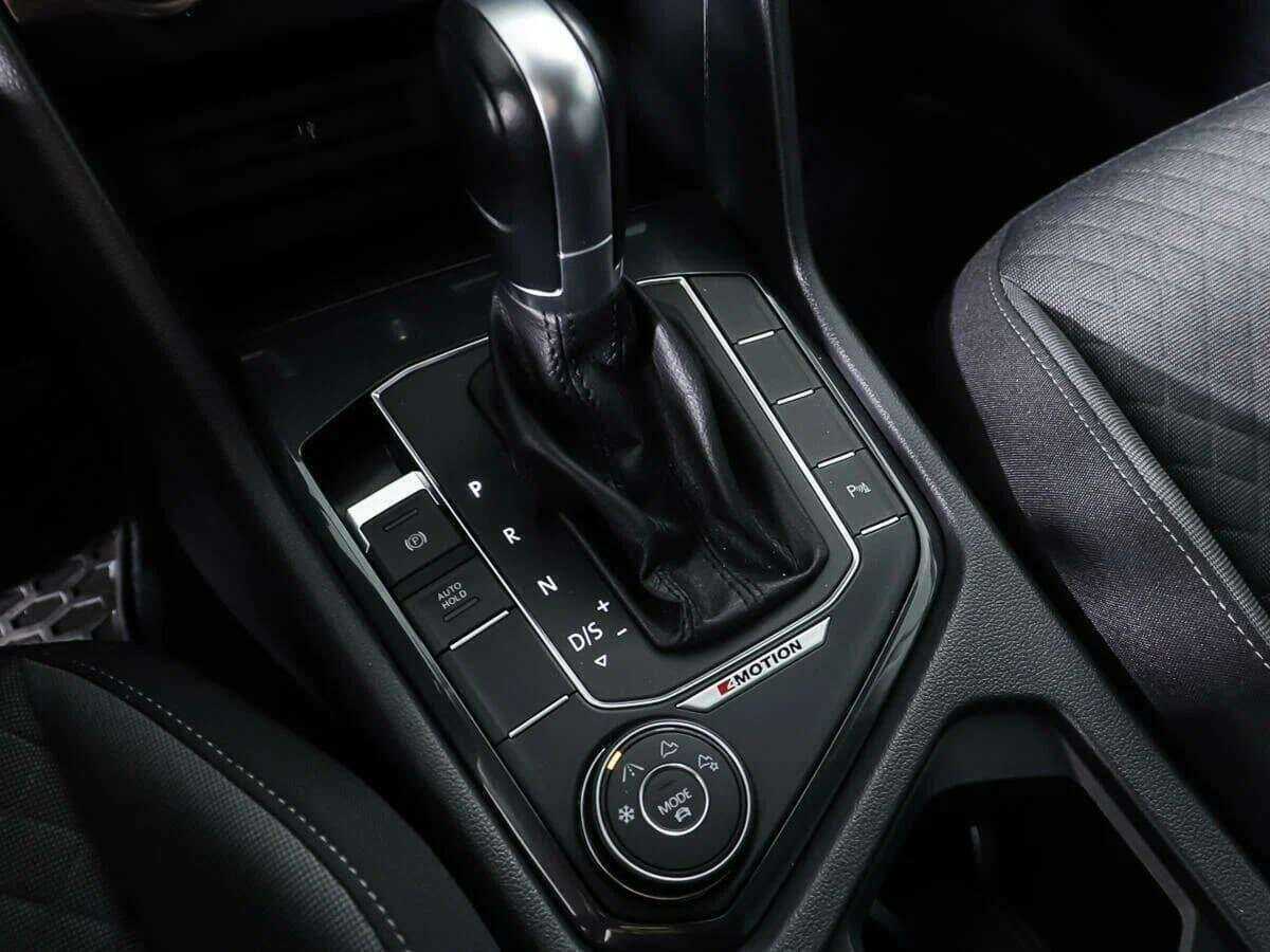 Volkswagen Tiguan б/у, 2017, Роботизированная. Фото: #17