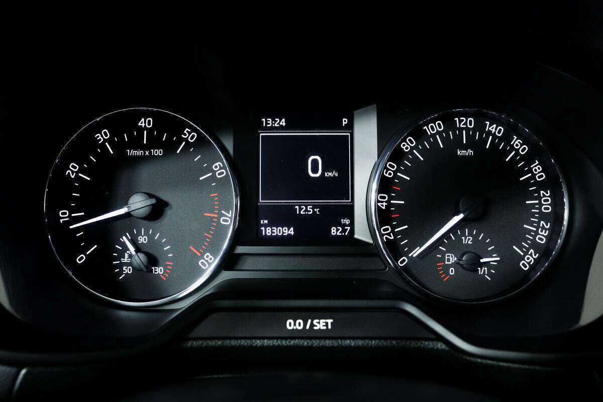 Шкода Октавия б/у, 2015, Роботизированная. Фото: #8