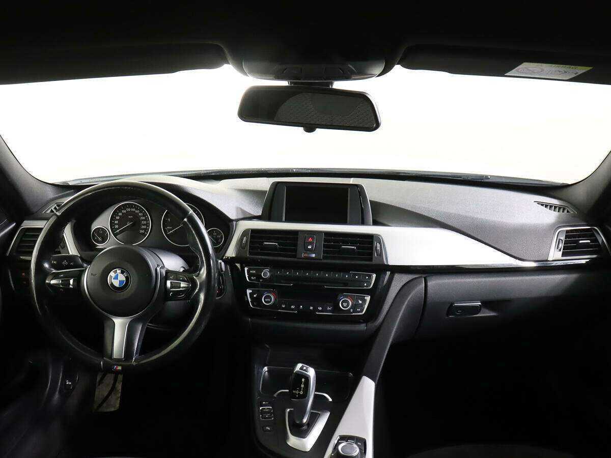 БМВ 3 серии б/у, 2016, Автоматическая. Фото: #9