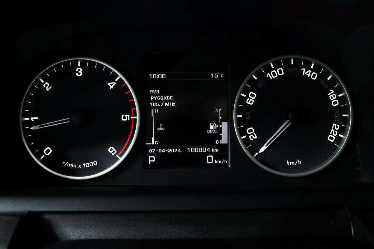 Лэнд Ровер Дискавери б/у, 2014, Автоматическая. Фото: #9