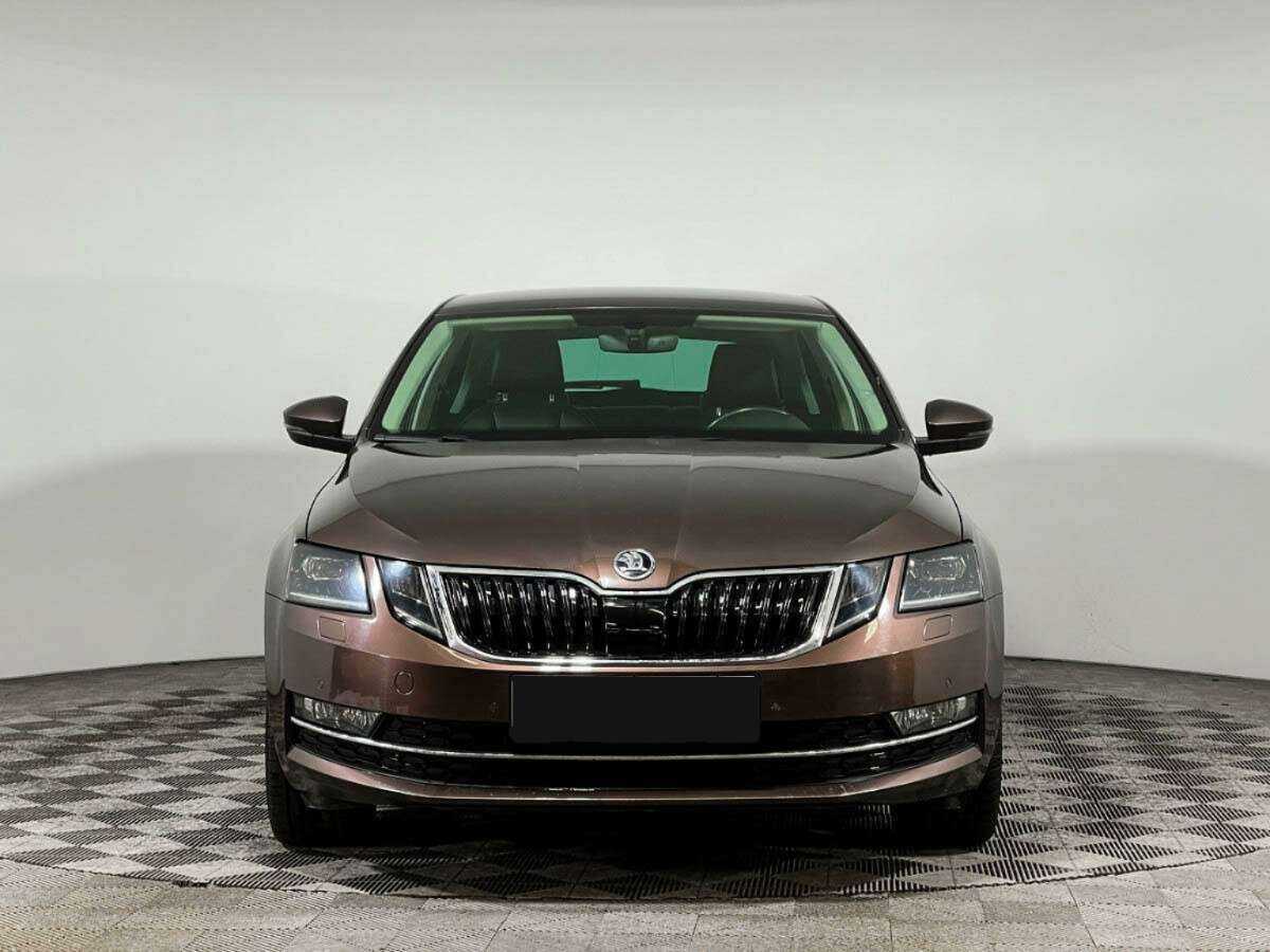 Шкода Октавия б/у, 2018, Роботизированная. Фото: #1