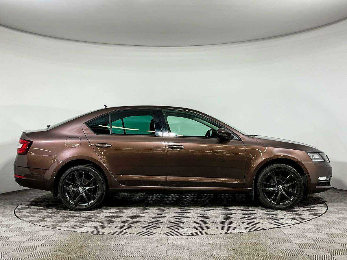 Шкода Октавия б/у, 2018, Роботизированная. Фото: #3