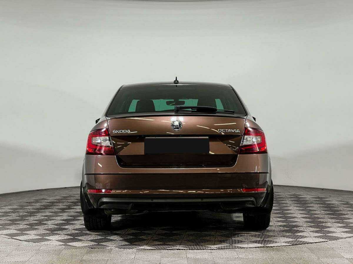 Шкода Октавия б/у, 2018, Роботизированная. Фото: #5