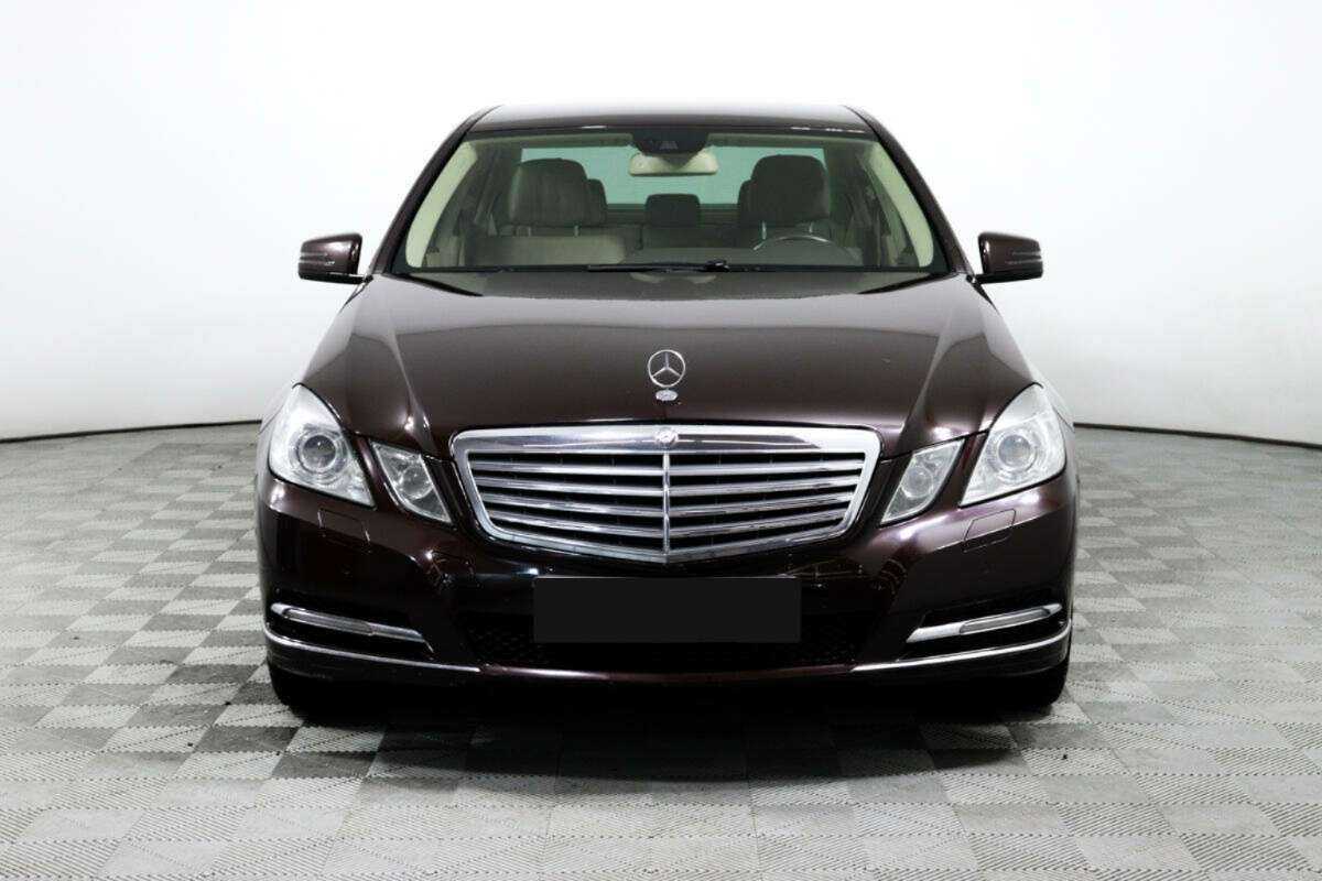 Мерседес-Бенц Е-Класс б/у, 2012, Автоматическая. Фото: #1