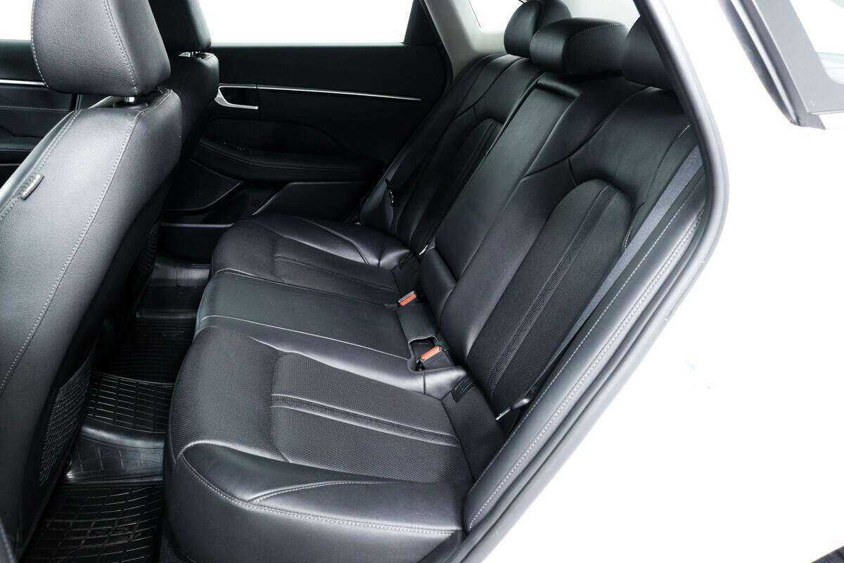 Hyundai Sonata б/у, 2020, Автоматическая. Фото: #11