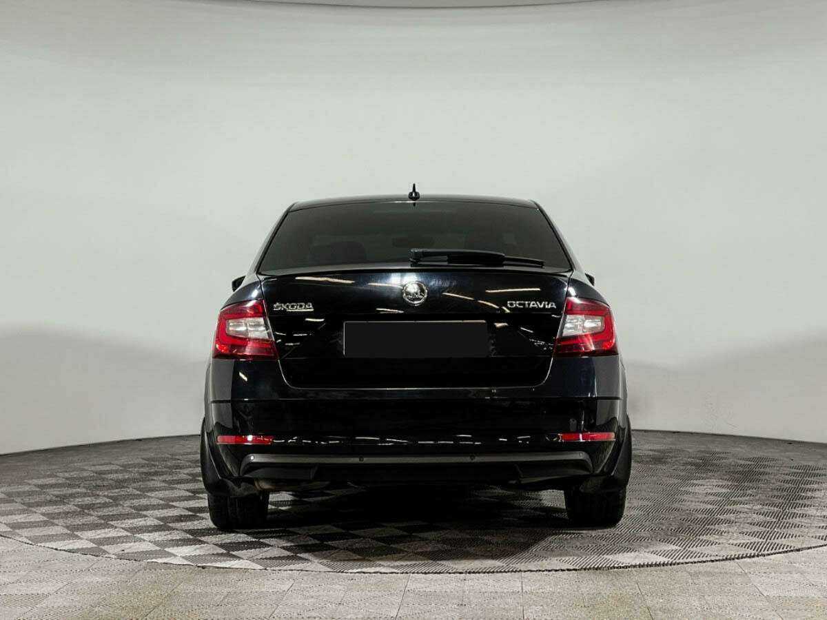 Шкода Октавия б/у, 2018, Роботизированная. Фото: #5