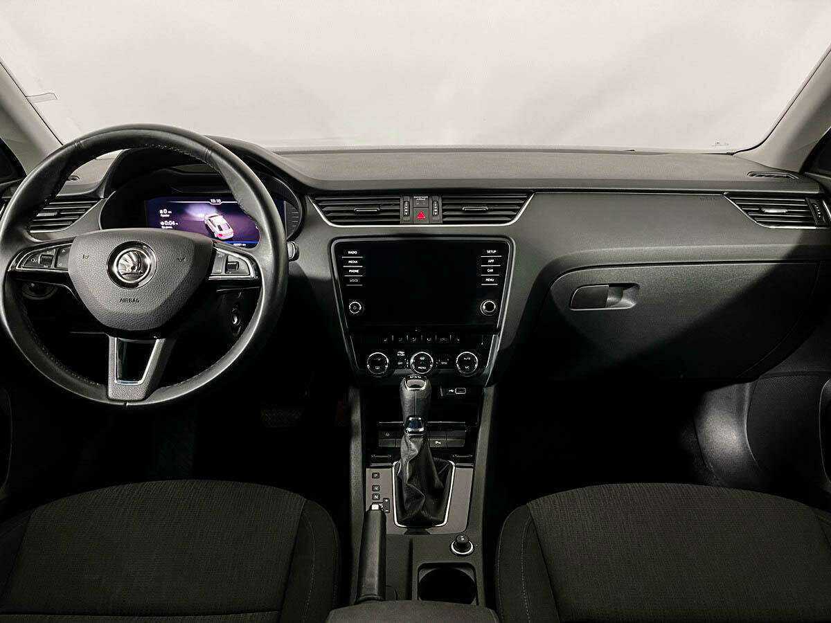 Шкода Октавия б/у, 2018, Роботизированная. Фото: #11