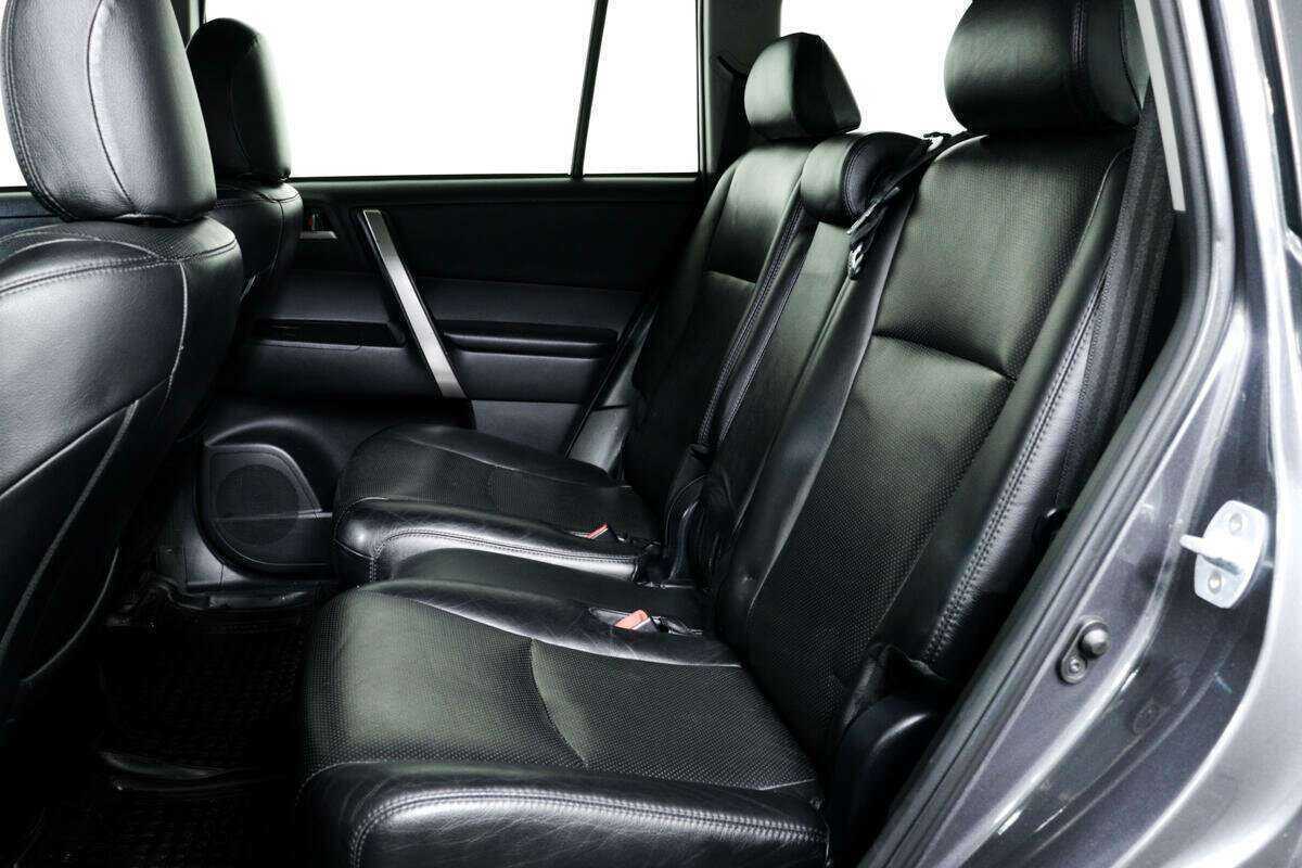 Toyota Highlander б/у, 2013, Автоматическая. Фото: #11