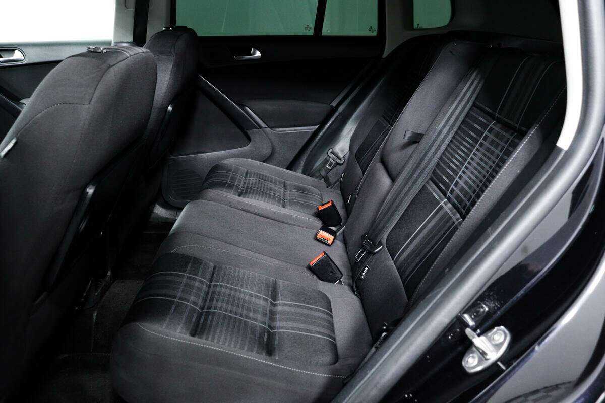 Volkswagen Tiguan б/у, 2016, Роботизированная. Фото: #11