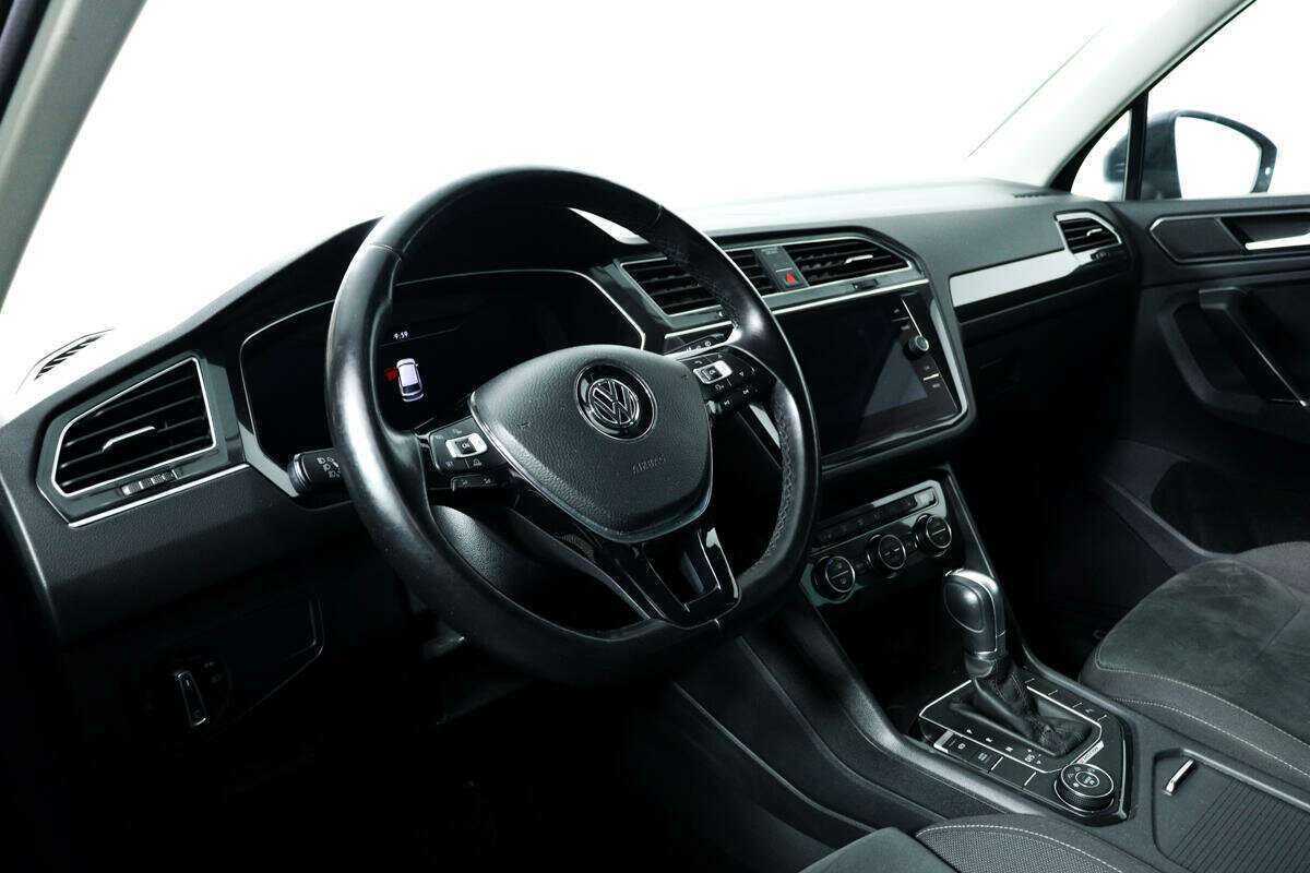 Volkswagen Tiguan б/у, 2018, Роботизированная. Фото: #12