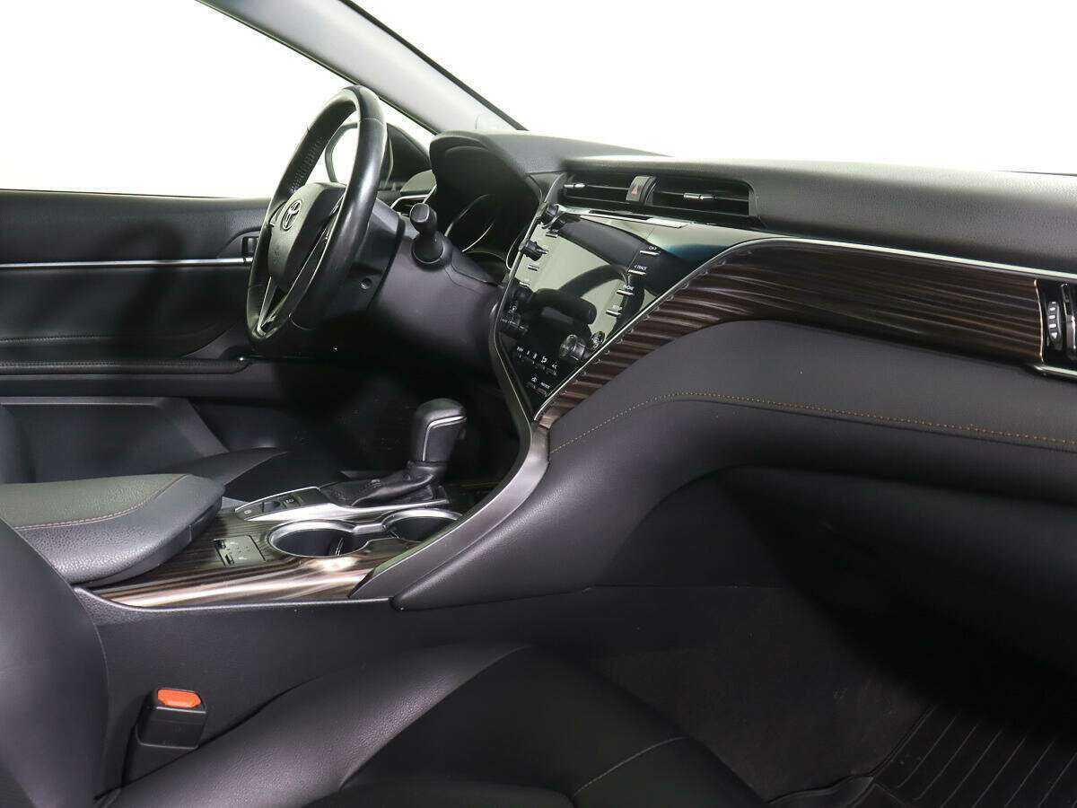 Тойота Камри б/у, 2019, Автоматическая. Фото: #8