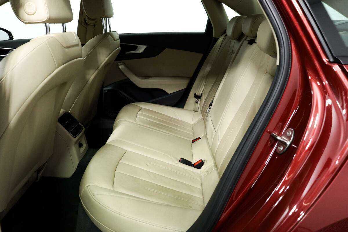 Ауди А4 б/у, 2018, Роботизированная. Фото: #11