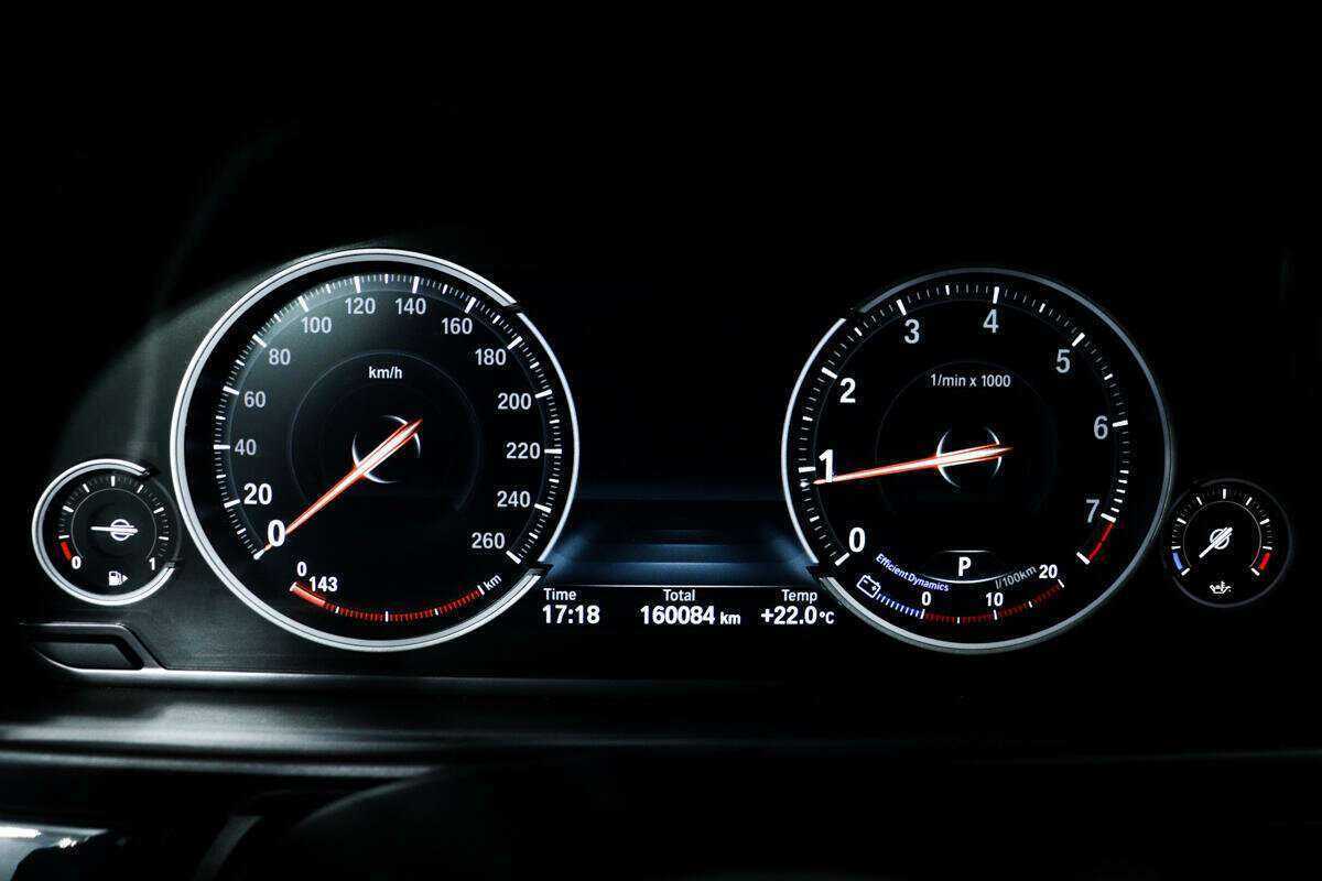 БМВ 5 серии б/у, 2016, Автоматическая. Фото: #9