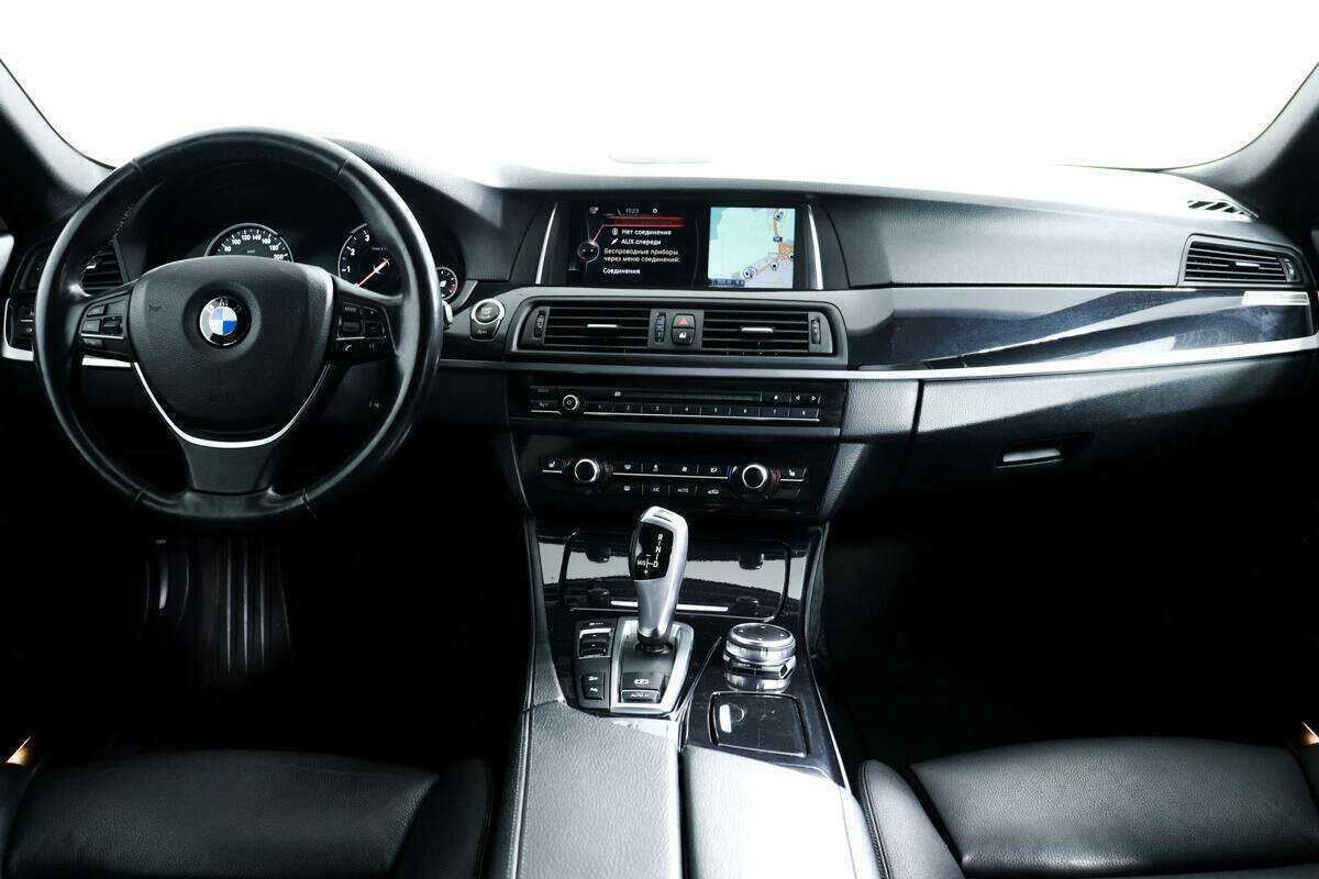 БМВ 5 серии б/у, 2016, Автоматическая. Фото: #10