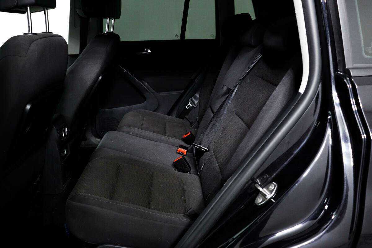 Volkswagen Tiguan б/у, 2013, Автоматическая. Фото: #11