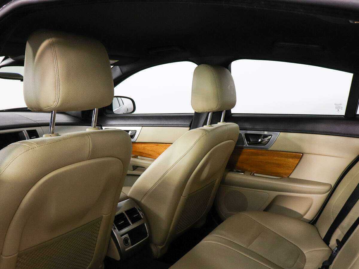 Jaguar XF б/у, 2014, Автоматическая. Фото: #11
