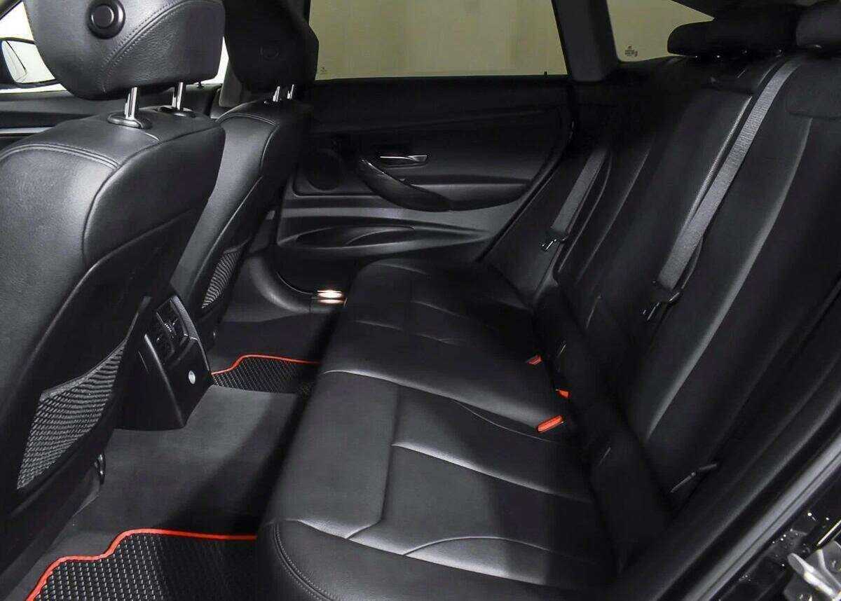 БМВ 3 серии б/у, 2016, Автоматическая. Фото: #7