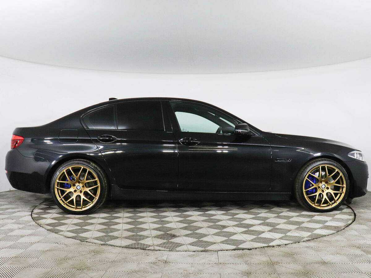 БМВ 5 серии б/у, 2016, Автоматическая. Фото: #4