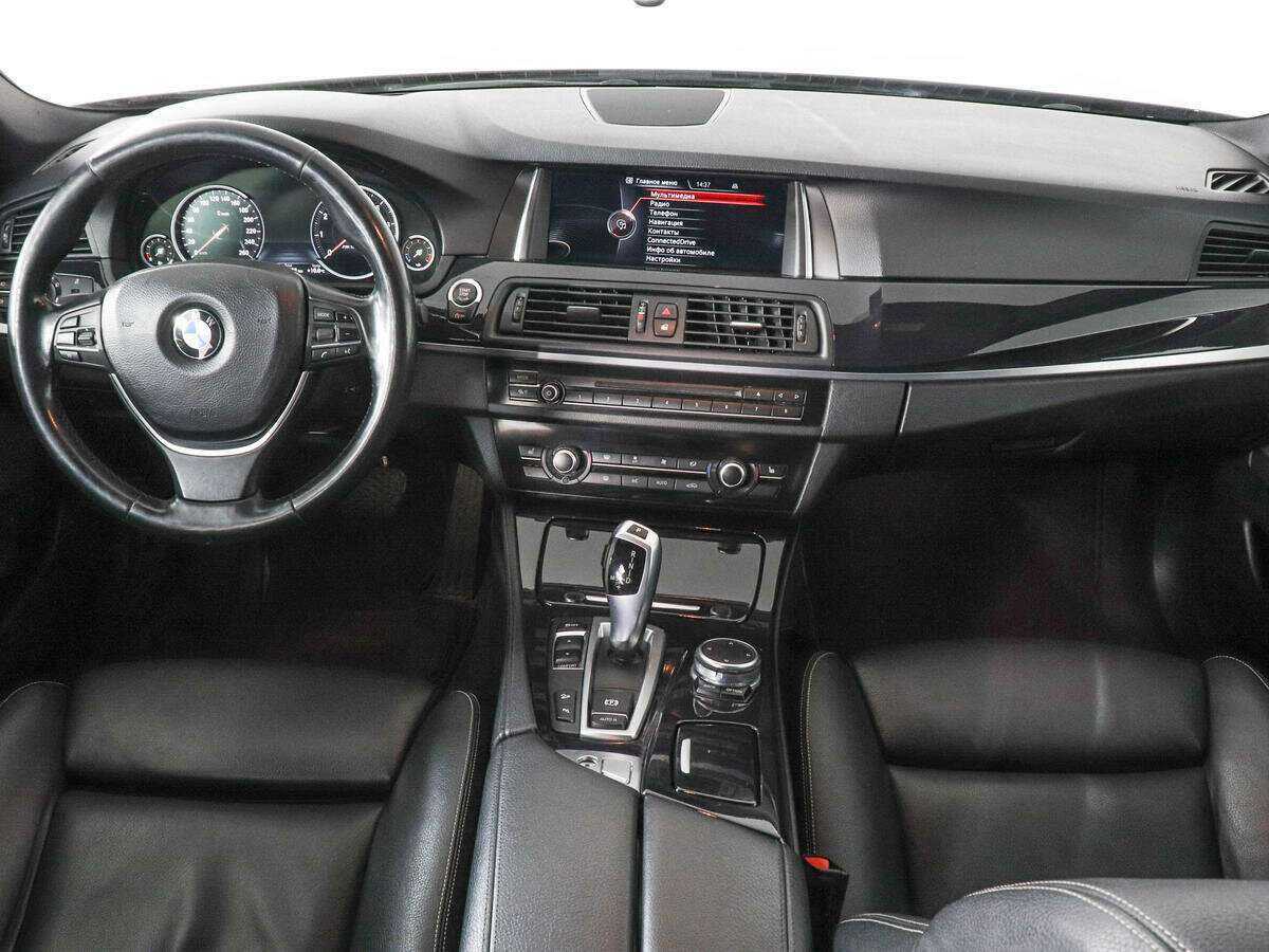 БМВ 5 серии б/у, 2016, Автоматическая. Фото: #6