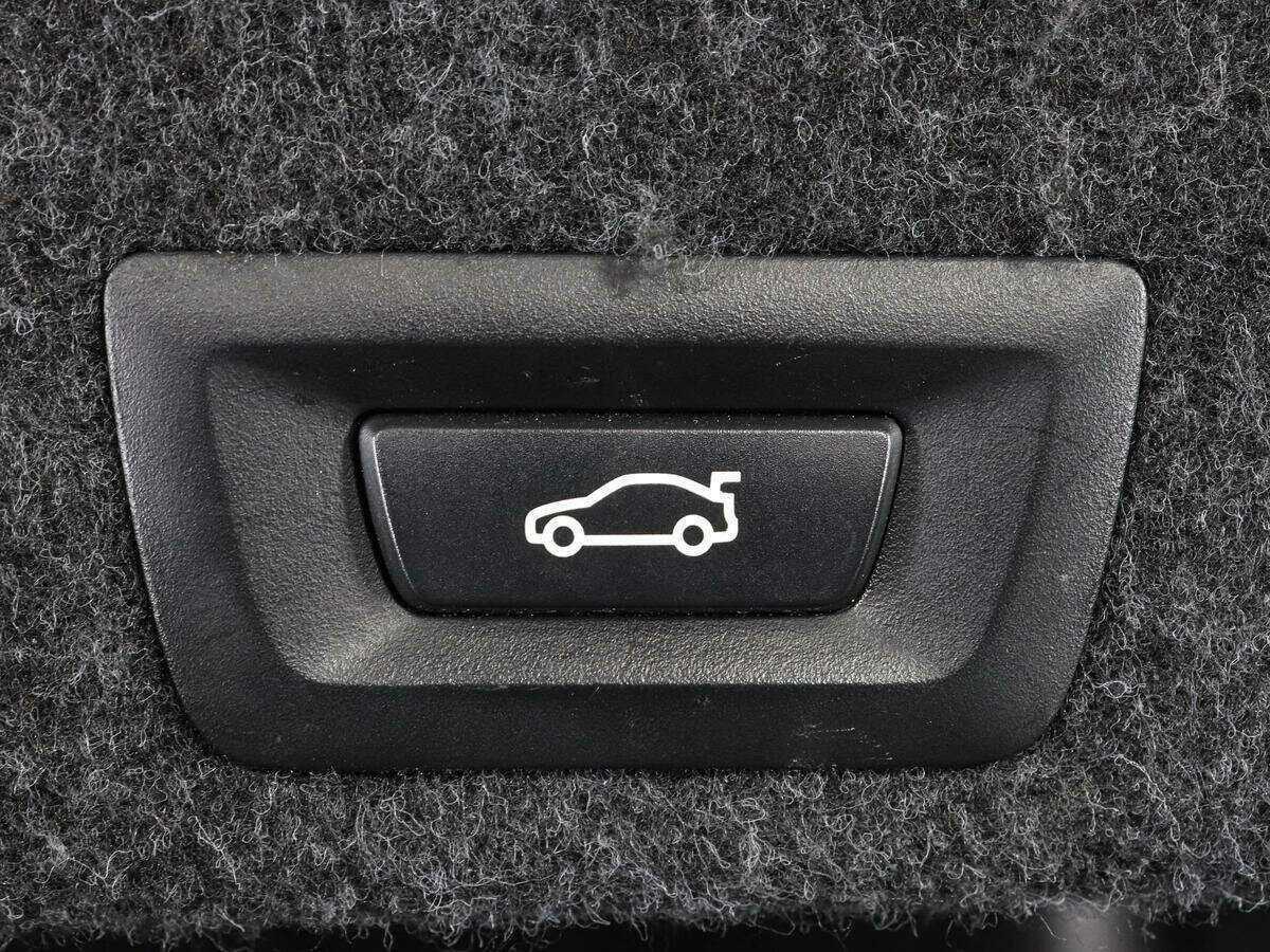 БМВ 5 серии б/у, 2016, Автоматическая. Фото: #14