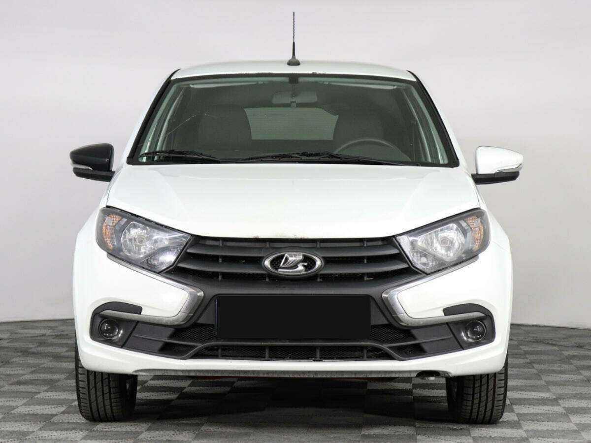 Лада (ВАЗ) Гранта б/у, 2020, Механическая. Фото: #1