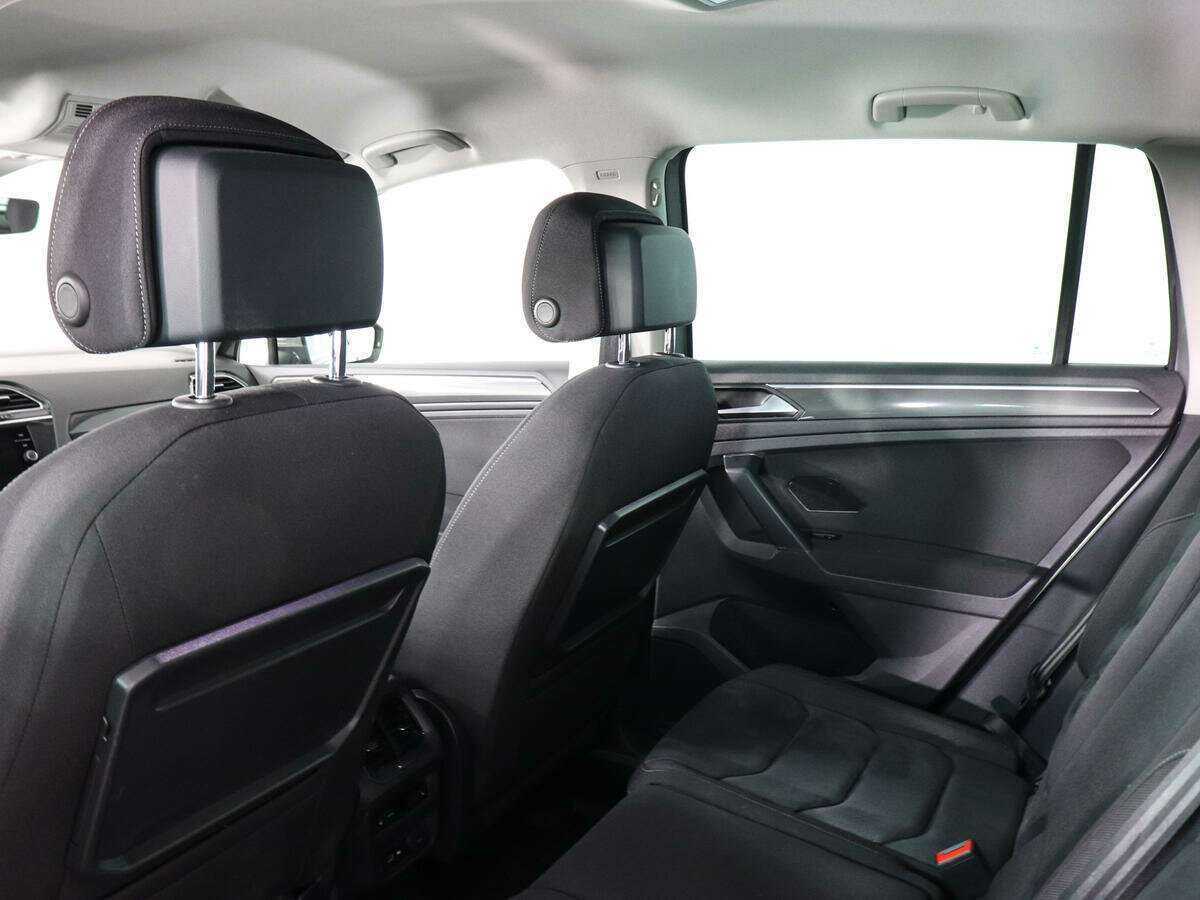 Volkswagen Tiguan б/у, 2020, Роботизированная. Фото: #11