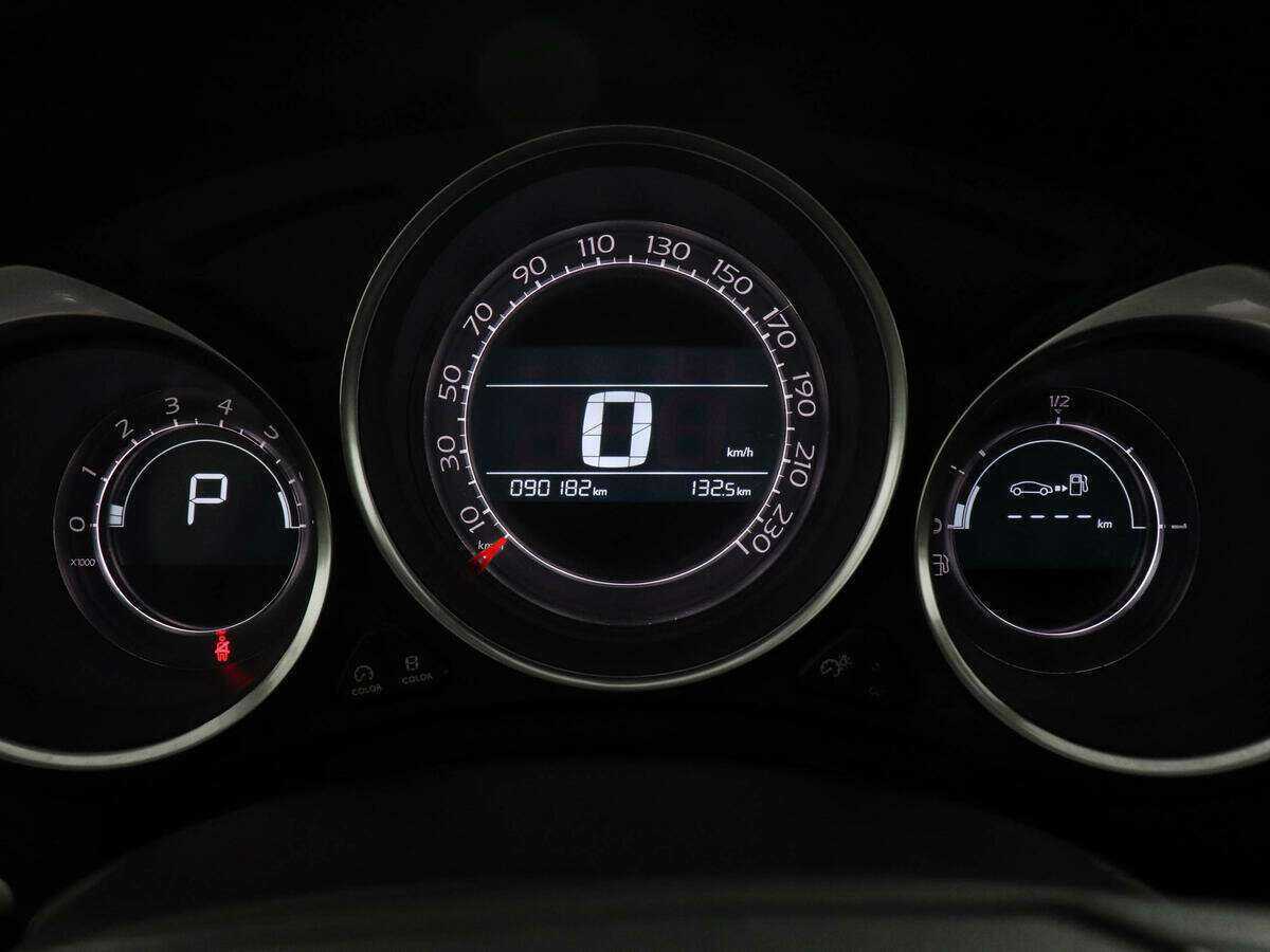 Ситроен Ц4 б/у, 2018, Автоматическая. Фото: #10