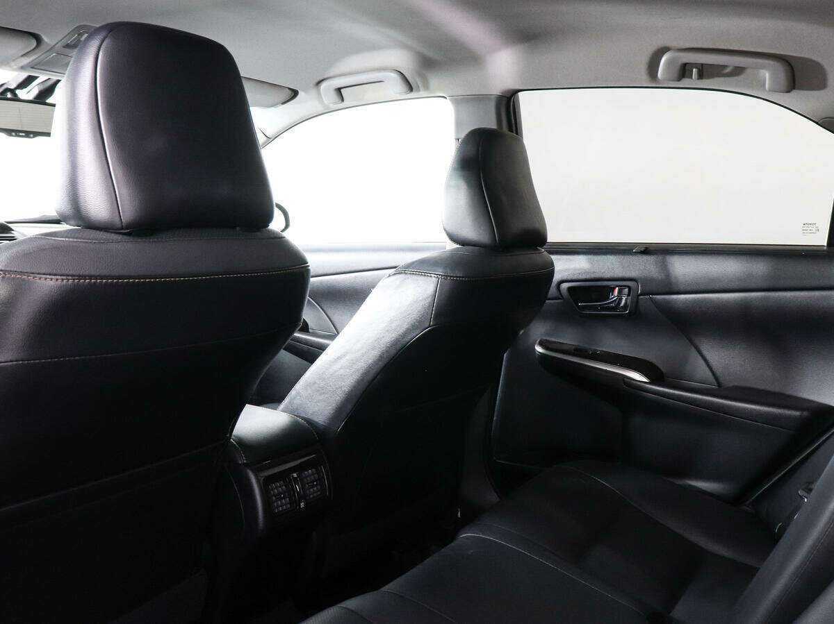 Тойота Камри б/у, 2015, Автоматическая. Фото: #11