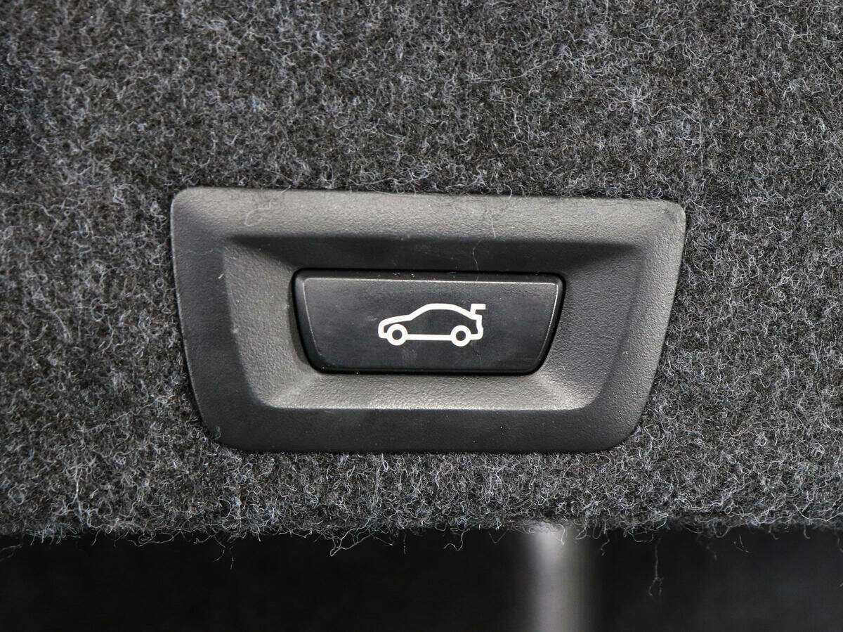 БМВ 5 серии б/у, 2015, Автоматическая. Фото: #13