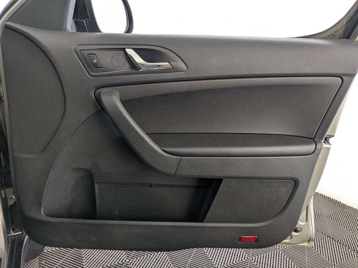 Шкода Йети б/у, 2017, Роботизированная. Фото: #20