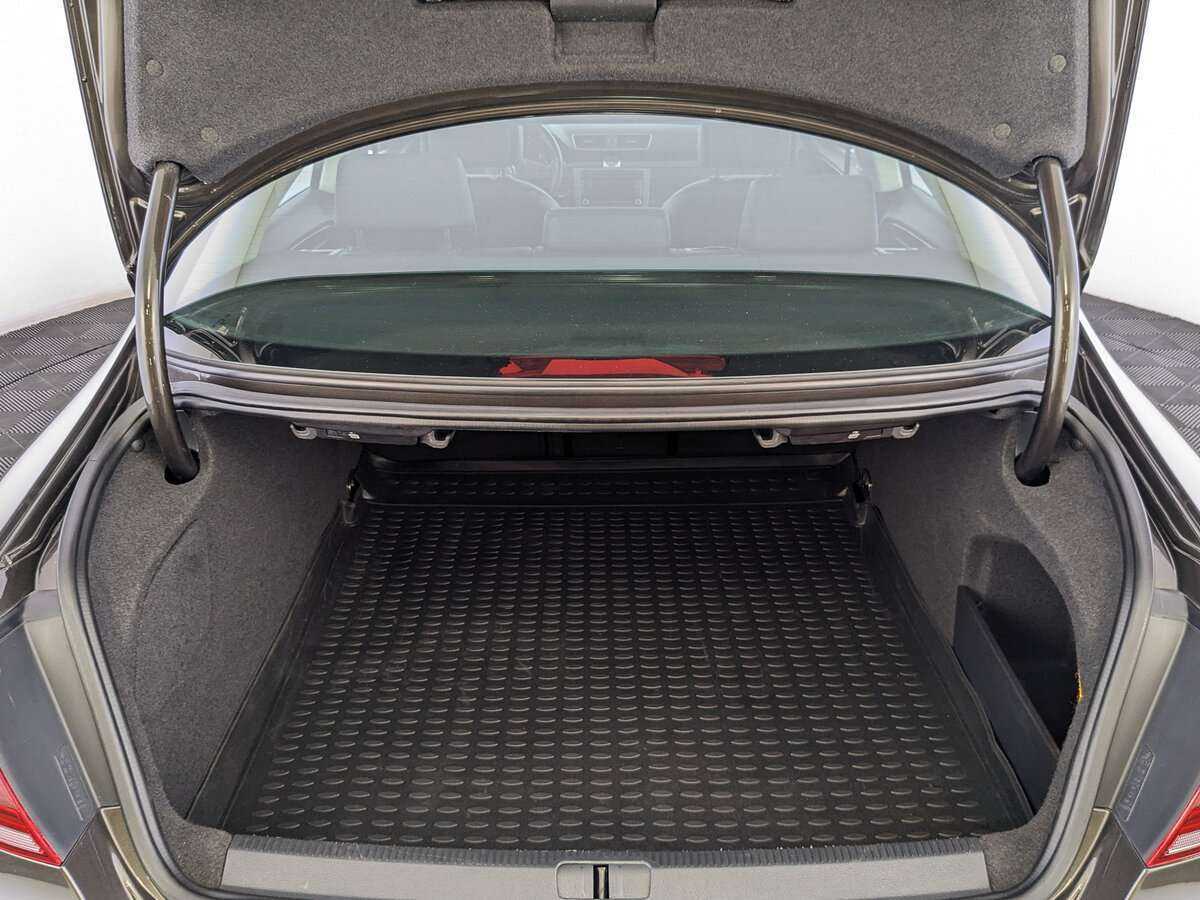 Volkswagen Passat CC б/у, 2013, Роботизированная. Фото: #9