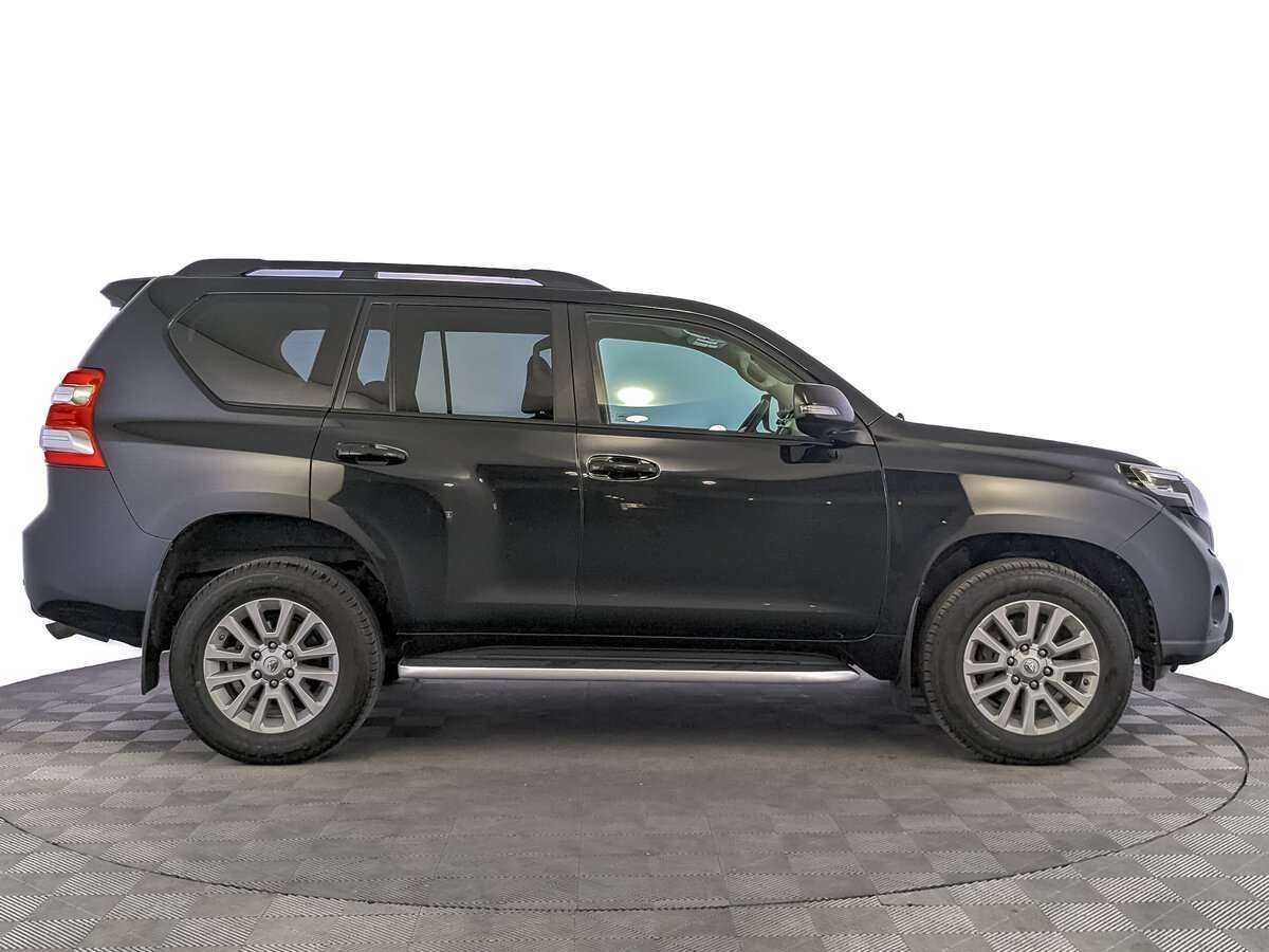 Toyota Land Cruiser Prado б/у, 2016, Автоматическая. Фото: #3