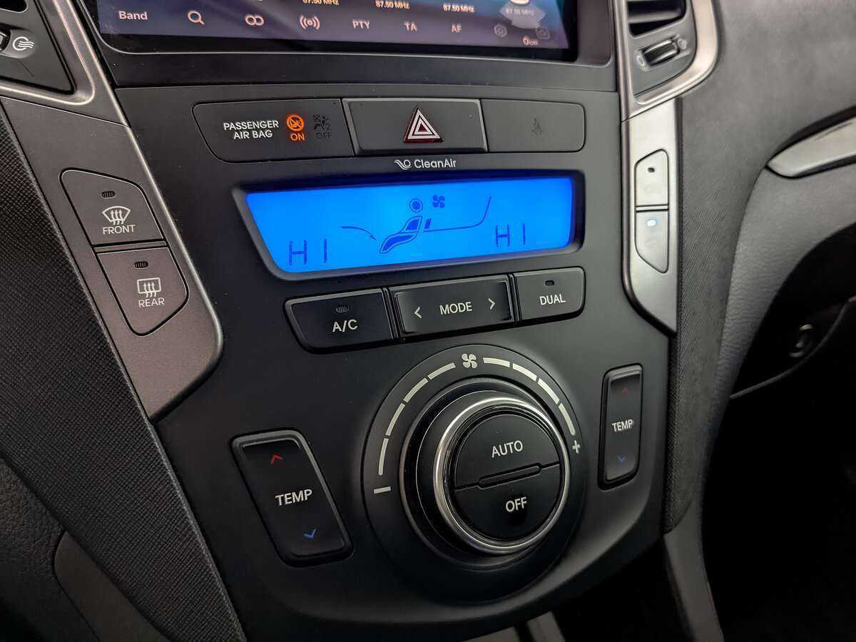 Hyundai Santa Fe б/у, 2013, Автоматическая. Фото: #16