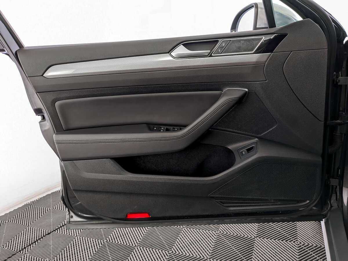 Фольксваген Пассат б/у, 2018, Роботизированная. Фото: #18