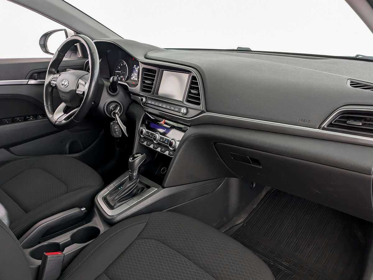 Hyundai Elantra б/у, 2020, Автоматическая. Фото: #8