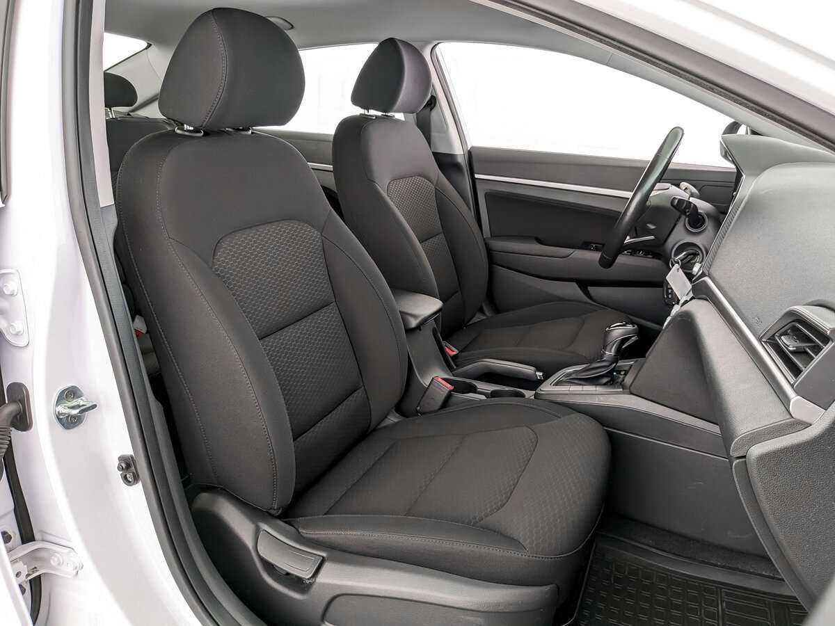 Hyundai Elantra б/у, 2020, Автоматическая. Фото: #18