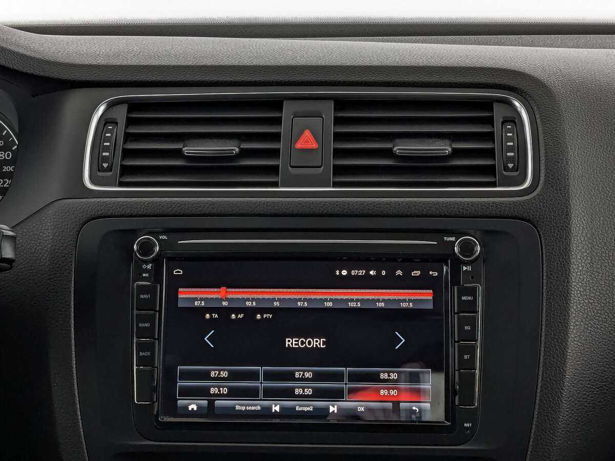 Volkswagen Jetta б/у, 2012, Роботизированная. Фото: #11